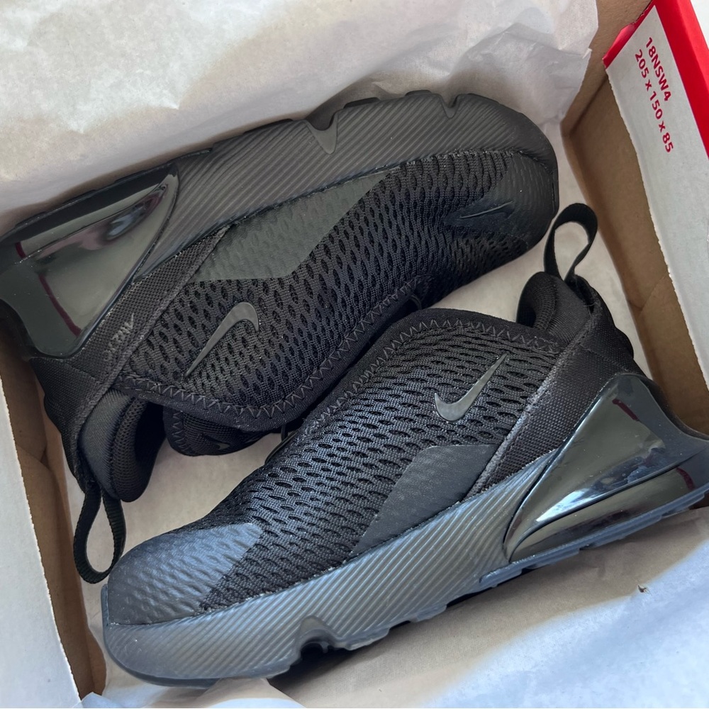 New In Box Nike Toddler Air Max Size 9